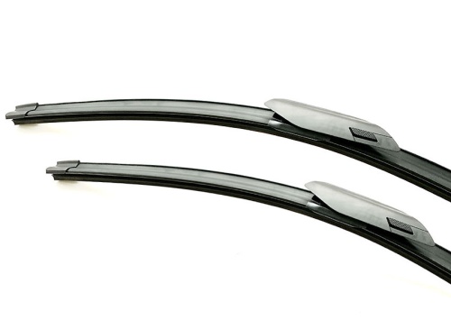 BOSCH Комплект бескаркасных щеток 2шт Aerotwin  A893S 550/550мм 3397009893